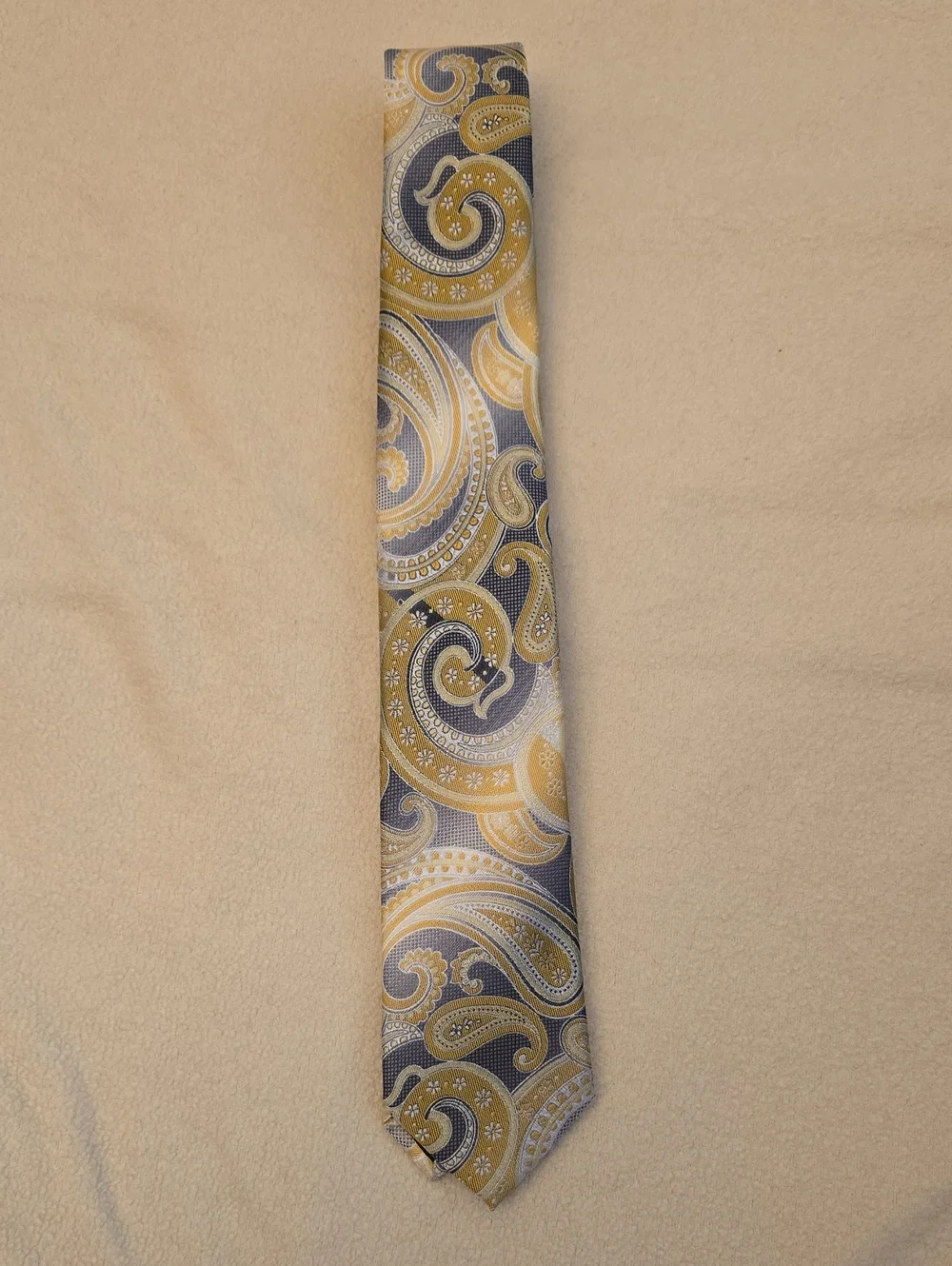 Van Heusen Yellow and Gray Paisley Tie